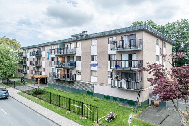 Building Photo - Mainstreet Arms Apartments Chilliwack