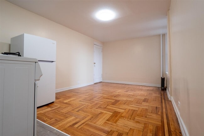 Foto del edificio - 34-58-58 90th St