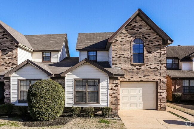 Building Photo - 7776 Hickory Meadow Rd