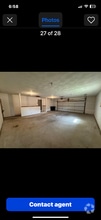 Building Photo - 4202 Greenbriar Dr