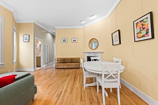 Building Photo - 2113 N St NW