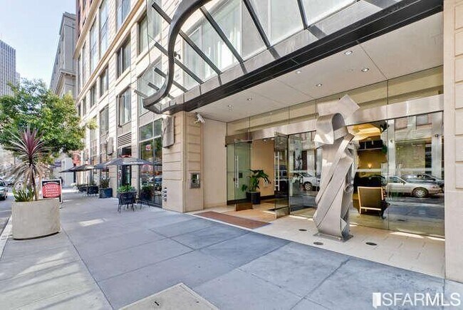 199 Nueva Montgomery - 199 New Montgomery St