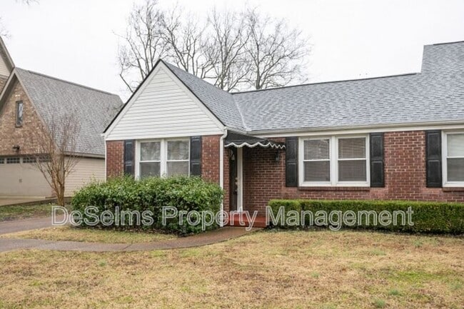 Building Photo - 1911 Warfield Dr