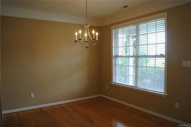 Foto del edificio - 801 Parkland Pl