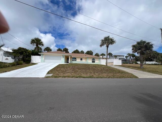 Building Photo - 1350 S Daytona Ave