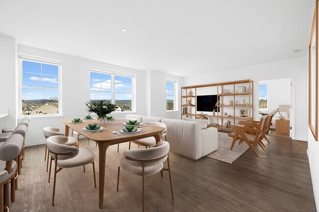 Foto del edificio - The Apartments at Hawk Pointe