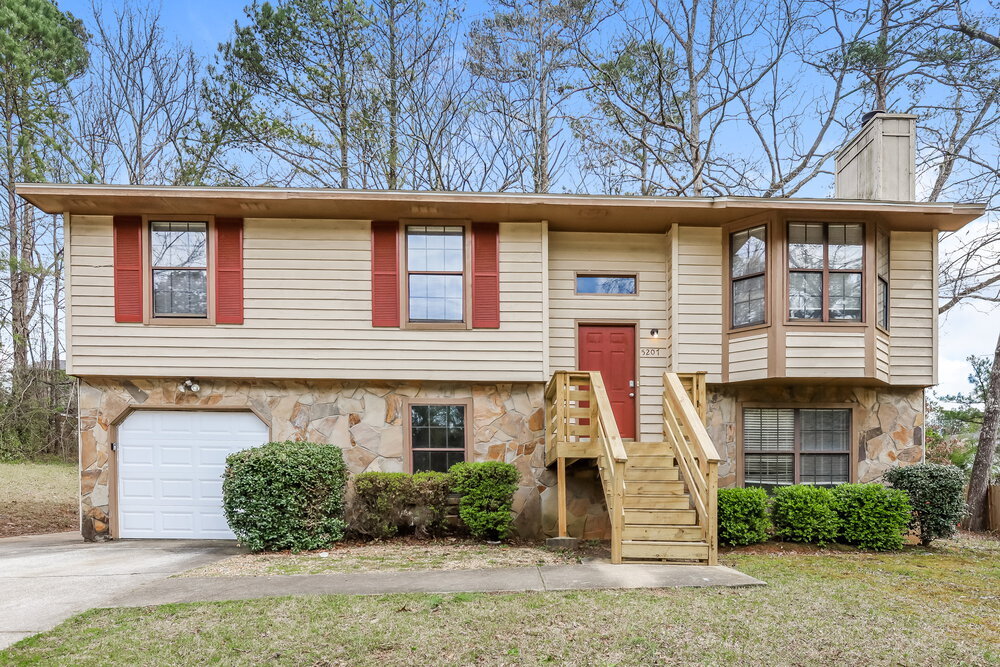 Foto principal - 5207 Great Meadows Rd