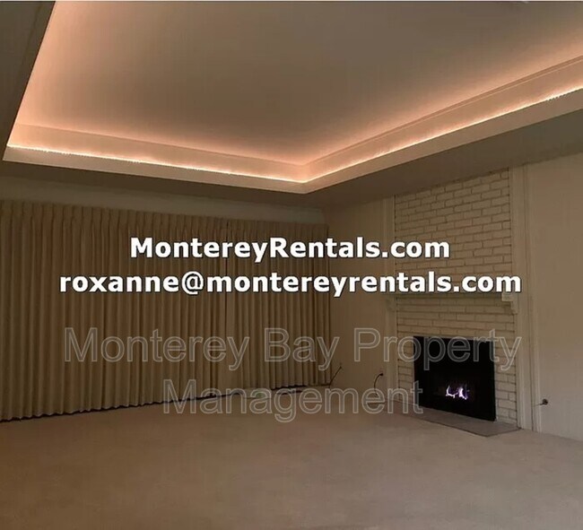 Building Photo - 171 Del Mesa Carmel