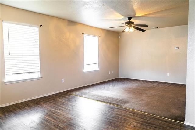 Foto del edificio - 404 Kings Way Dr