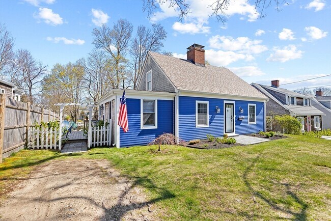 Building Photo - 20 Damon Rd