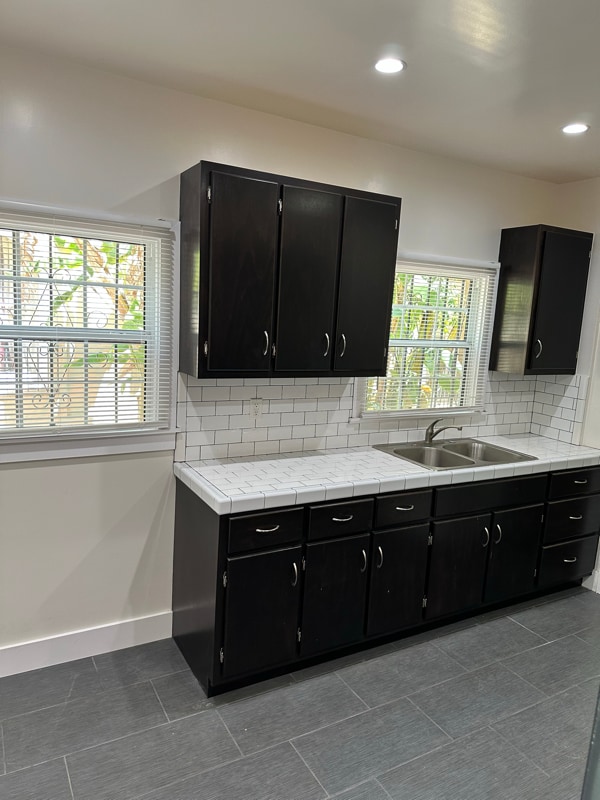 Building Photo - 2036 Highland Ave