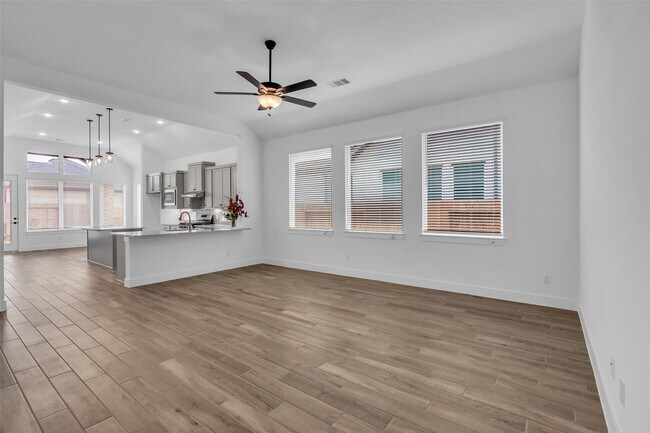 Foto del edificio - 143 Afton June Dr