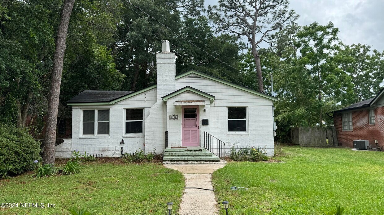 Foto principal - 1260 Miramar Ave