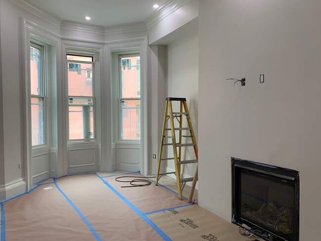 Building Photo - 232 Clarendon St