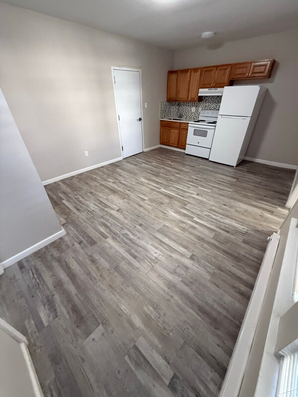 Building Photo - 421 Washington St