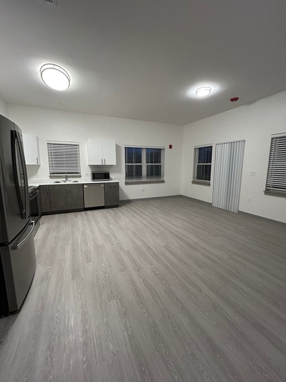 Building Photo - 626 Main St