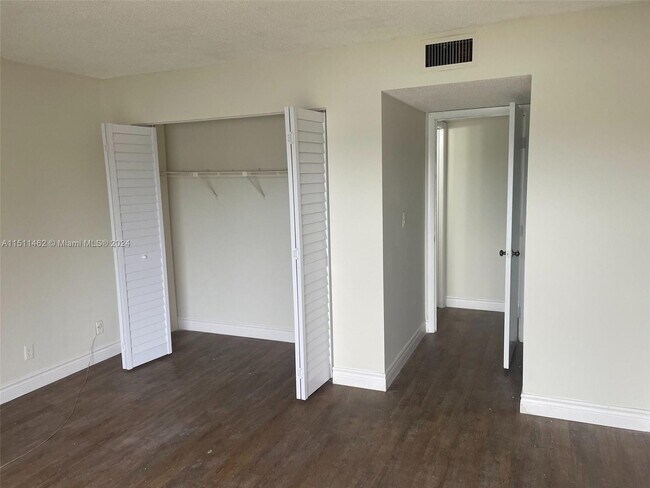 Building Photo - 8600 N Sherman Cir