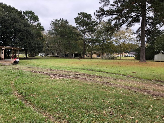 Building Photo - 236 Ricky Soileau Rd