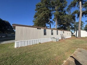 Building Photo - 300 Ricks Rd