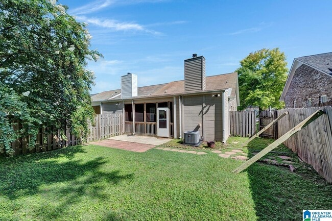 Building Photo - 130 Chase Creek Cir