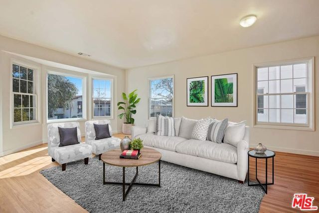 Foto principal - 815 S Holt Ave