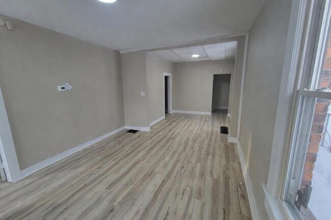 Foto del edificio - 1402 3rd St