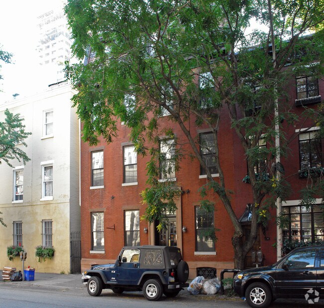 Foto del edificio - 313 S 18th St