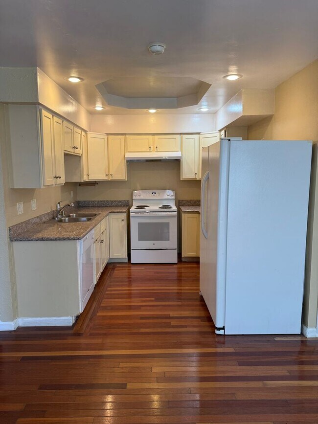 Foto del edificio - 1140 Hartford Pl
