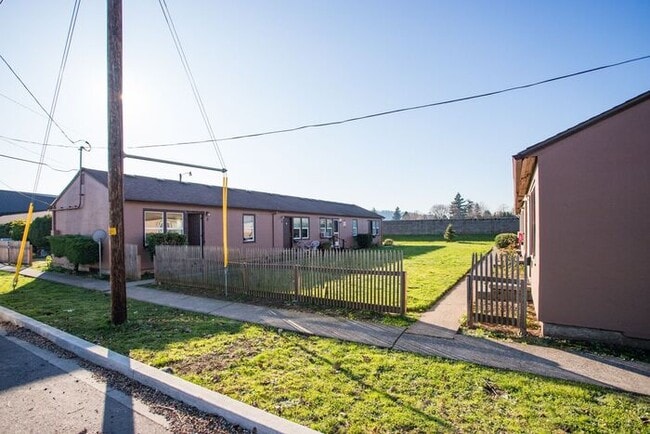 Photo - Completely Remodeled unit!! Pets OK. House
