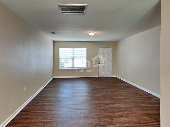 Building Photo - 9504 Eagle Feathers Drive