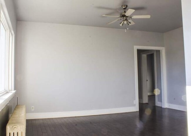 Building Photo - Moodie Apartments