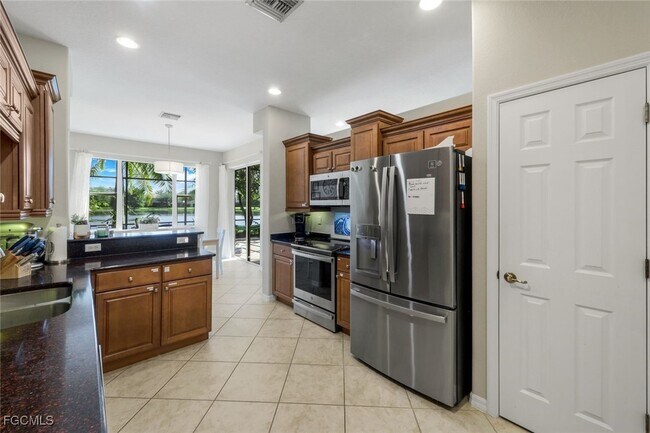 Foto del edificio - 20007 Larino Loop