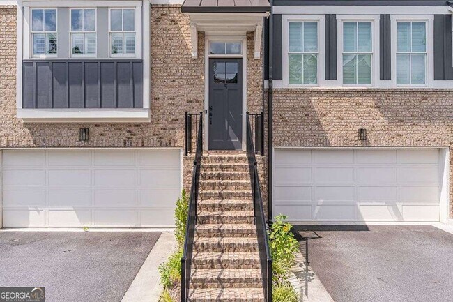 Foto del edificio - 370 Thrasher St NW