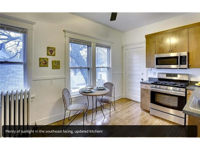 Building Photo - 2210 Polk St NE