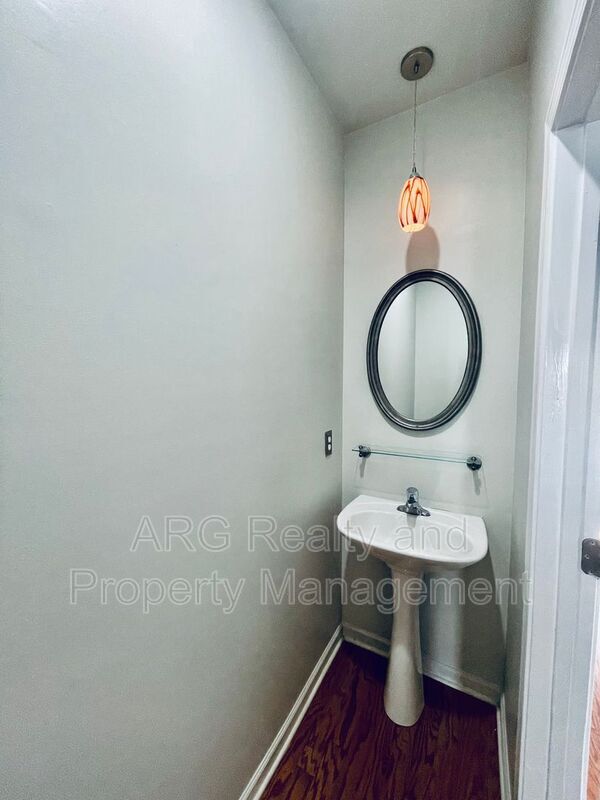 Foto del edificio - 1245 Liberty Pky NW