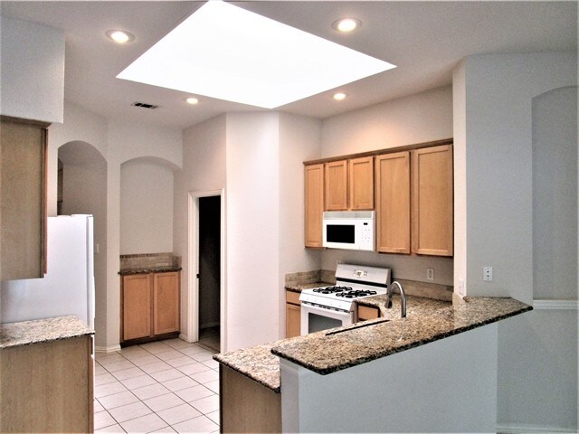 Building Photo - 8510 Quicksilver Drive