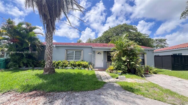 Foto del edificio - 7380 SW 36th St