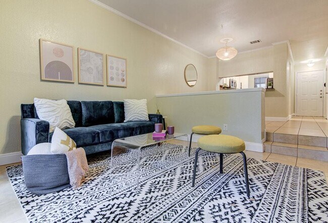 Foto del edificio - 1411 Gracy Farms Ln