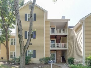 Building Photo - 766 Marsh Rd