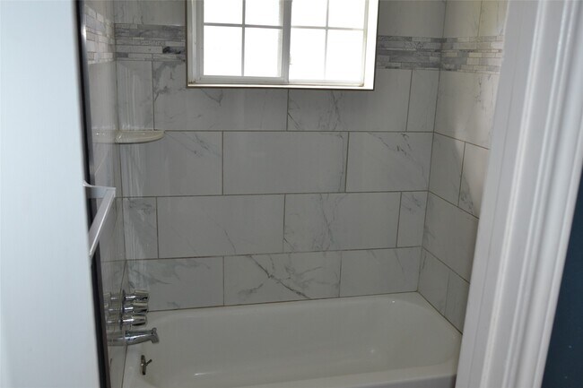 Foto del edificio - 10538 Long River Dr