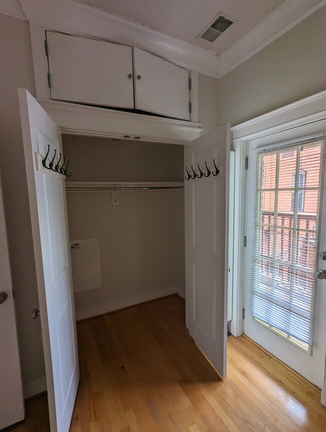 Storage Top & Closet - 1408 10th St NW