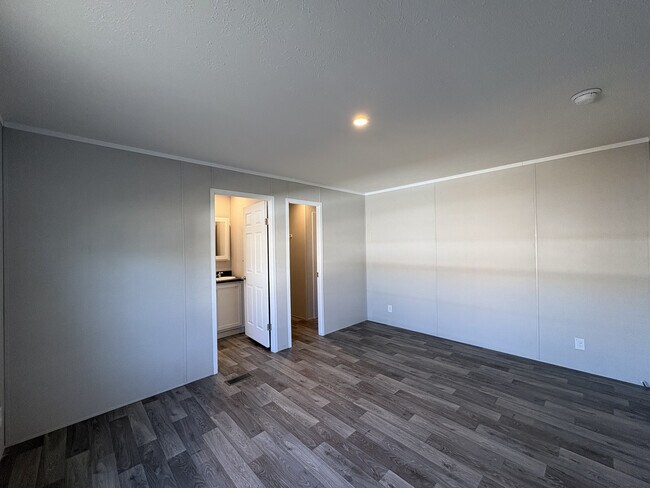 Foto del edificio - 342 Basket Branch