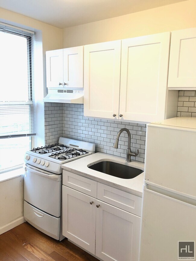 Foto del edificio - LIC Gem