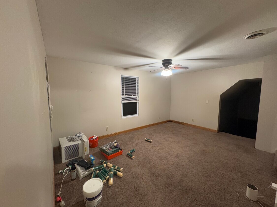 Primary Photo - 1415 Grand St NE