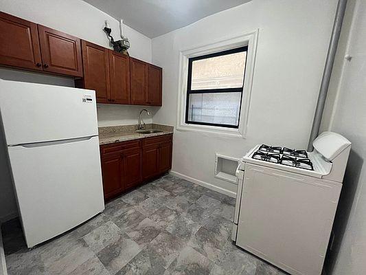 Primary Photo - 1 bedroom in BRONX NY 10468