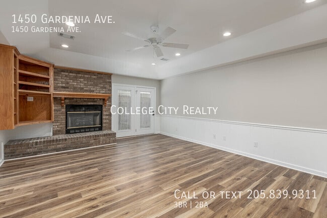 Photo - 1450 Gardenia Ave House