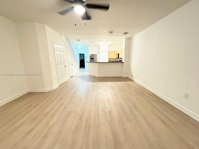 Building Photo - 2962 NW 35th Ave