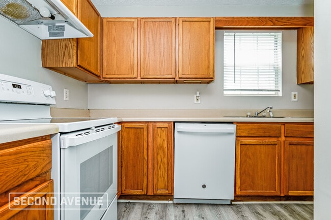 Building Photo - 9307 Linkside Ter