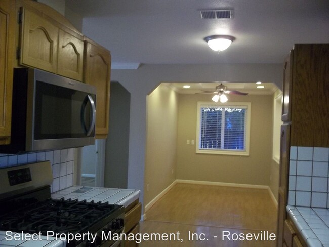 Foto del edificio - 4 br, 2 bath House - 8162 Briar Way