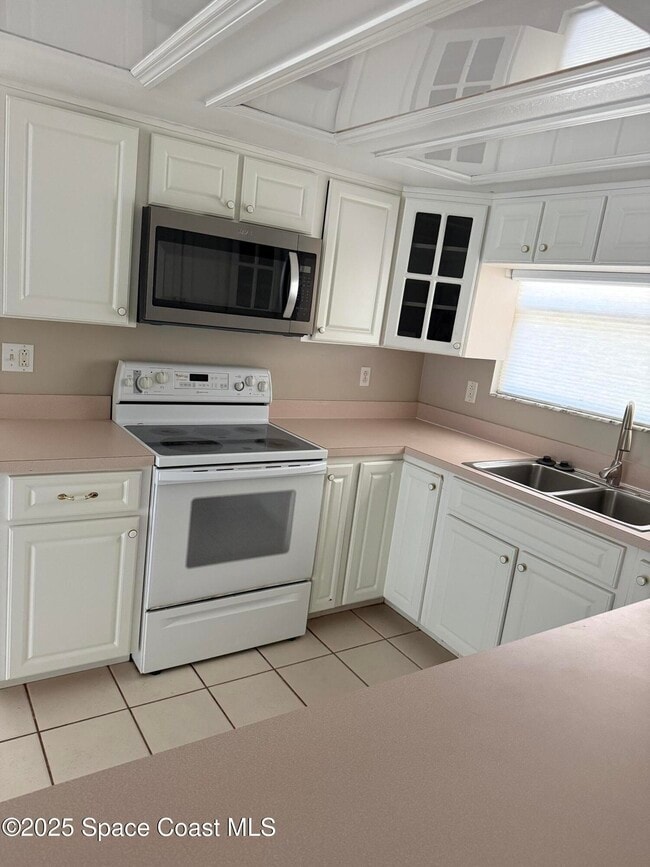 Foto del edificio - 895 Delano Rd